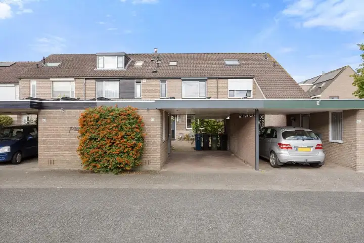 Tussenwoning te koop: De Cotelaer 64, De Koot Barneveld