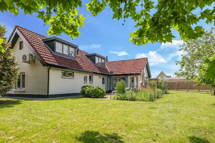 Vrijstaande woning te koop: De Dam 7, Kern Andelst Andelst