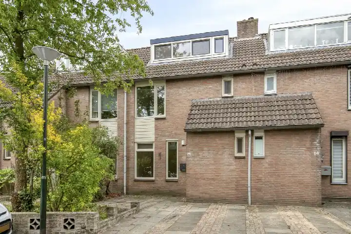 Tussenwoning te koop: De Doorn 16, Nuenen-Oost Nuenen