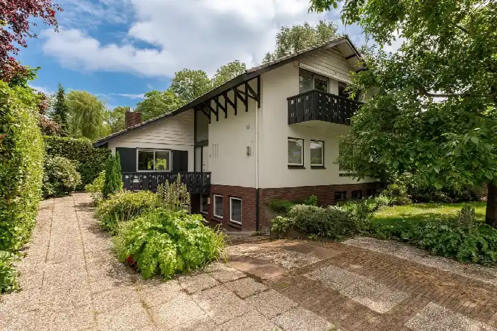 Vrijstaande woning te koop: De Elzenpasch 12, Elzenpas Tiel