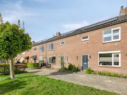 Tussenwoning te koop: de Gang 6, Benthuizen Dorp-Oost Benthuizen
