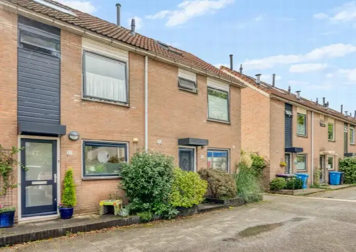 Hoekwoning te koop: De Gaullelaan 20, Vrijheidsbuurt Delft