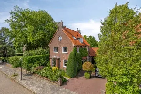 Hoekwoning te koop: de Genestetlaan 1, Elzent-Zuid Eindhoven