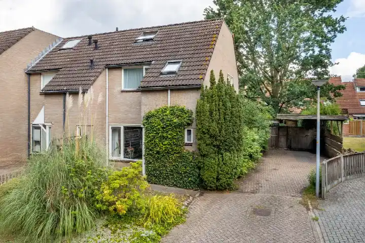Hoekwoning te koop: De Gent 10, Leemslagen Noord Almelo