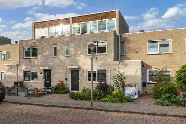 Terraced house for sale: De Goeijenmarke 6, Oldenelerbroek Zwolle