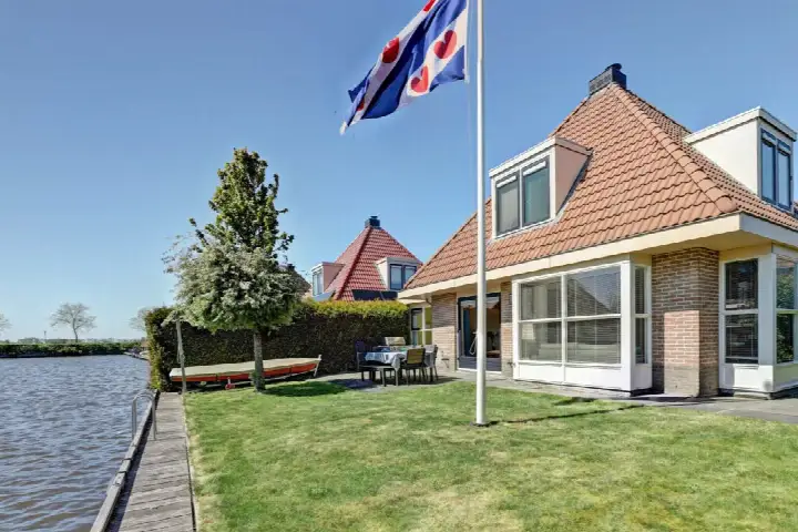 Vrijstaande woning te koop: De Greiden 40, Indijk Indijk