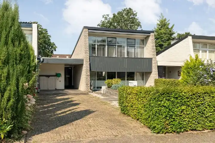 Tussenwoning te koop: De Grutto 42, Vriezenveen Elzenhoek Vriezenveen
