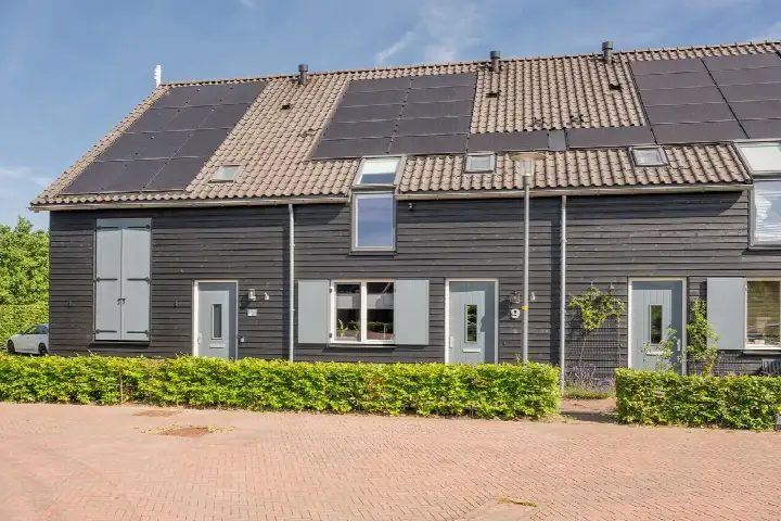 Tussenwoning te koop: De Hofstee 9, Doornsteeg Nijkerk