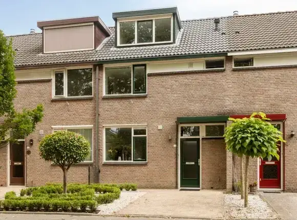 Tussenwoning te koop: De Hoog 6, Krommeweg-Zuid Hendrik-Ido-Ambacht