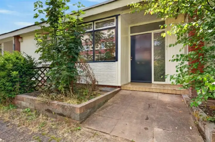 Hoekwoning te koop: De Houtmanstraat 80, Presikhaaf III Arnhem