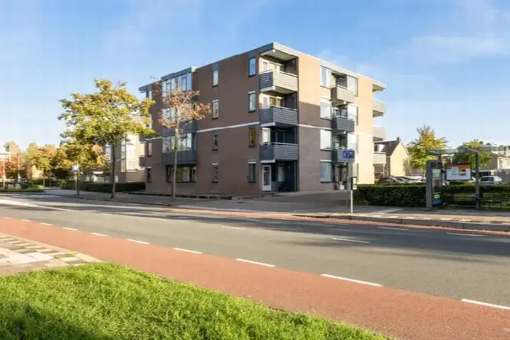Appartement te koop: De Jagerweg 4, Minnaertweg en omgeving Dordrecht