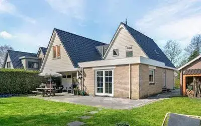 Vrijstaande woning te koop: De Jister 32, Oentsjerk Oentsjerk