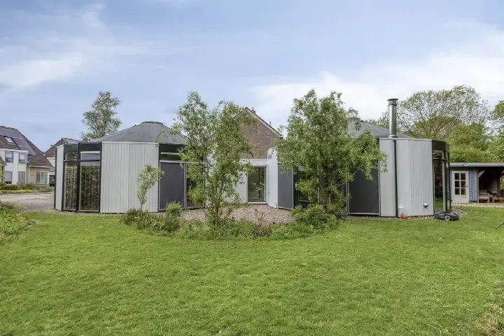 Vrijstaande woning te koop: De Kastanje 51, Burgum Burgum
