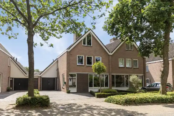 Tussenwoning te koop: de Korenaar 15, De Notel Oirschot