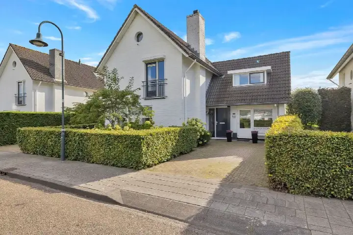 Semi-detached for sale: de Kromme Geer 20, Kern Dierdonk Helmond