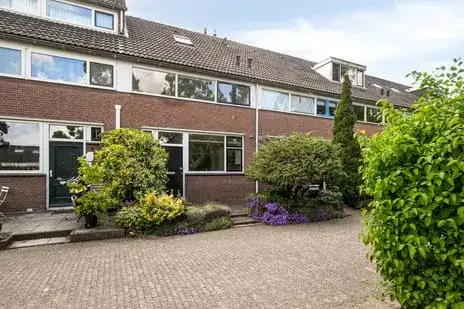 Terraced house for sale: De Krommert 41, De Watering Oosthuizen