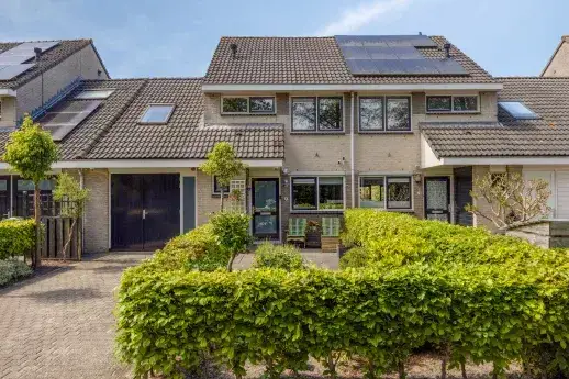 Terraced house for sale: De Krommert 9, Oosterzij Heiloo