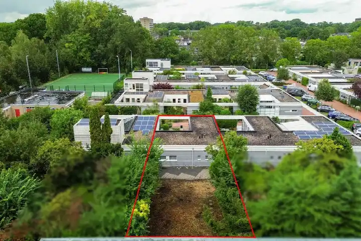 Tussenwoning te koop: De Larix 12, Selwerd Groningen