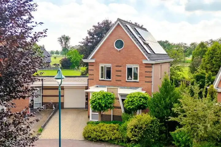 Corner house for sale: De Marke van Leusen 10, Nieuwleusen Noord Nieuwleusen