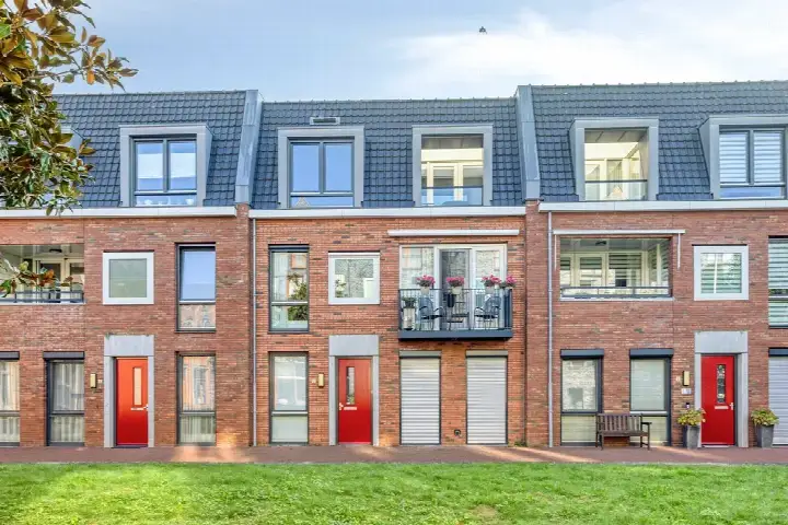Apartment for sale: De Meent 23, Spakenburg Bunschoten-Spakenburg
