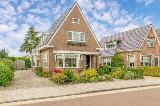 Detached house for sale: De Meer 22, De Folgeren centrum Drachten