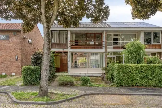 Semi-detached for sale: De Mérodestraat 26, Dubbeldam-Noord Dordrecht