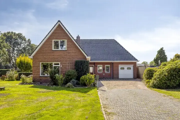 Vrijstaande woning te koop: De Metten 14, Klazienaveen-Zuid Klazienaveen