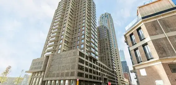 Appartement te huur: De Monchyplein 37, Kop van Zuid Rotterdam