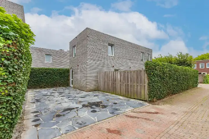 Detached house for sale: De Muy 87, Hoofddorp Floriande West Hoofddorp