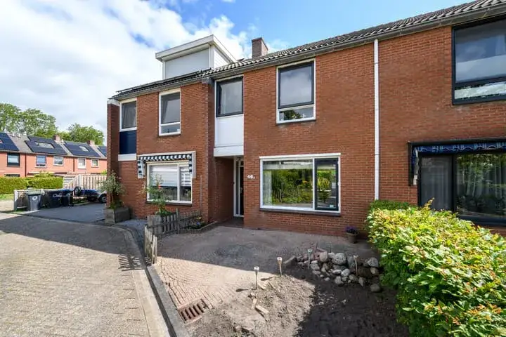 Tussenwoning te koop: De Nijverheid 46A, De Folgeren zuidwest Drachten