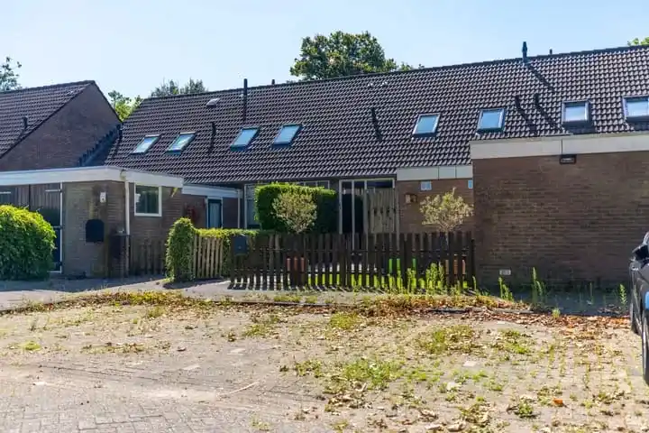 Tussenwoning te koop: De Nova Cura 9, De Folgeren centrum Drachten