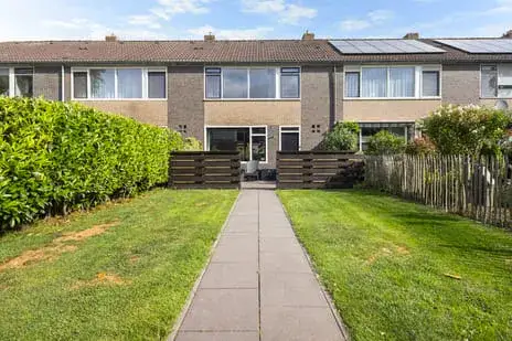 Tussenwoning te koop: de Paden 46, Kollumerzwaag Kollumersweach