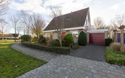 Detached house for sale: de Pôle 8, Stadsfenne Sneek