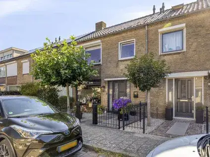 Hoekwoning te koop: De Rijpstraat 4, Zeeheldenbuurt Alphen Aan Den Rijn