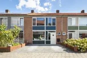 Tussenwoning te koop: De Ruyterstraat 36, Nautena-zuid/Schulpkamp Nijkerk