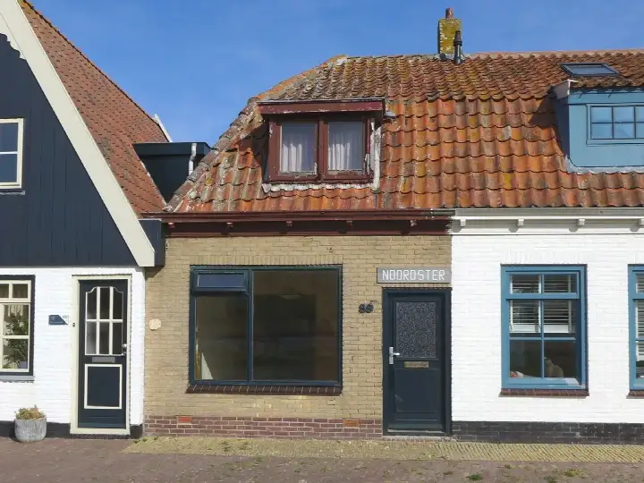 Terraced house for sale: De Ruyterstraat 89, Oudeschild Oudeschild