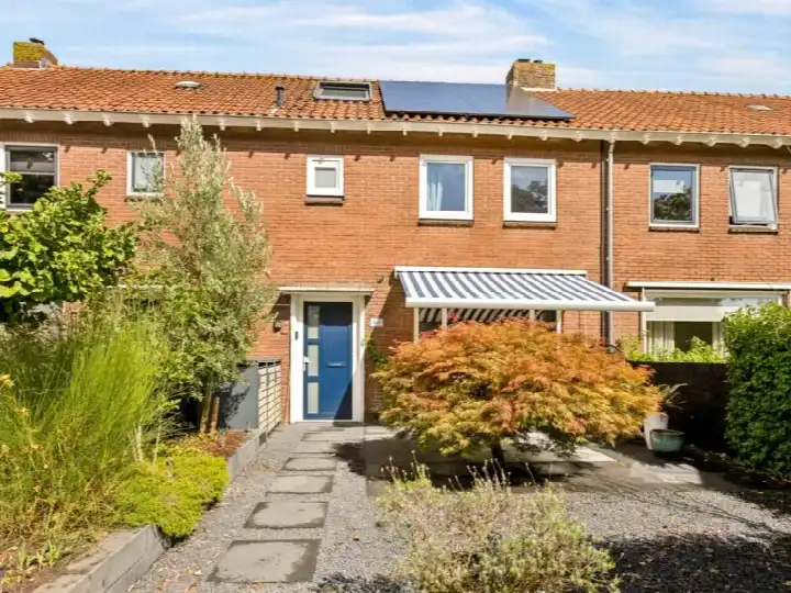 Terraced house for sale: De Savornin Lohmanlaan 60, Oud-Ittersum Zwolle