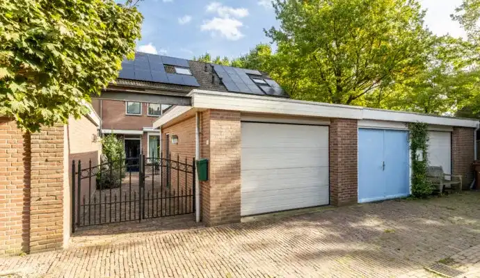 Terraced house for sale: de Schepen 11, Industrieterrein De Stad Oirschot