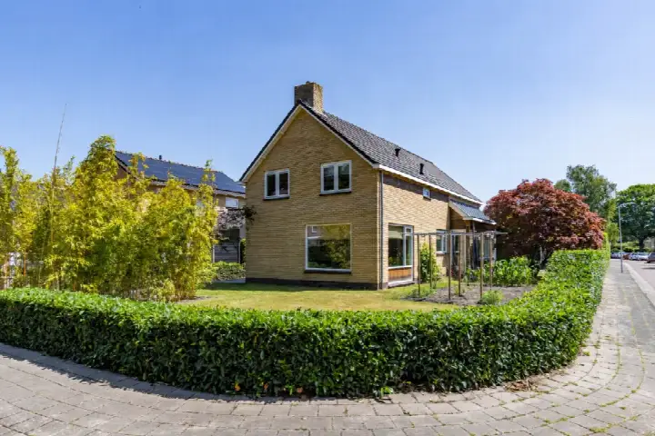 Vrijstaande woning te koop: De Skeakel 5, Beetsterzwaag-Skeakel Beetsterzwaag