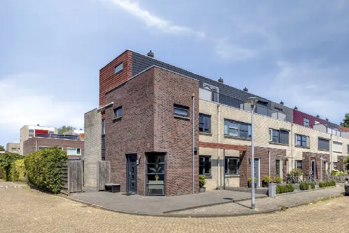 Hoekwoning te koop: De Spoelerij 20, Latenstein Tiel