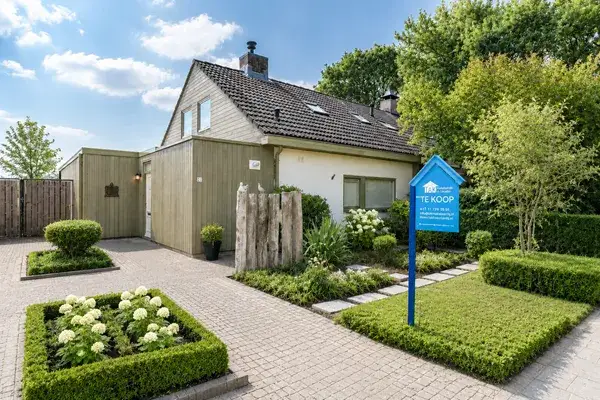 Twee-onder-één-kap te koop: De Stelle 21, Cadzand Cadzand