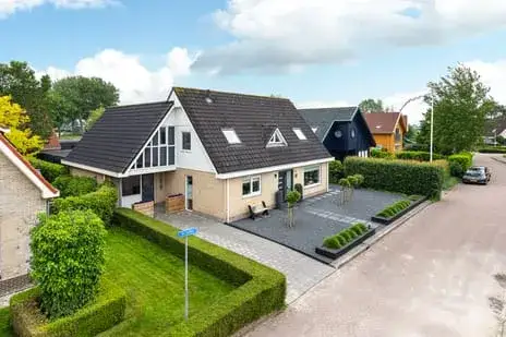 Detached house for sale: De Strikel 1, Deinum Deinum