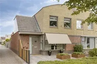 Corner house for sale: De Tamboer 17, Lommerweide Duiven