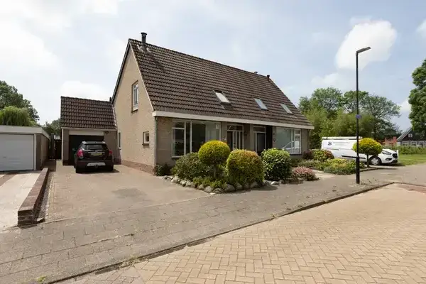 Twee-onder-één-kap te koop: De Tillen 4, Bolsward-Noordoost Bolsward