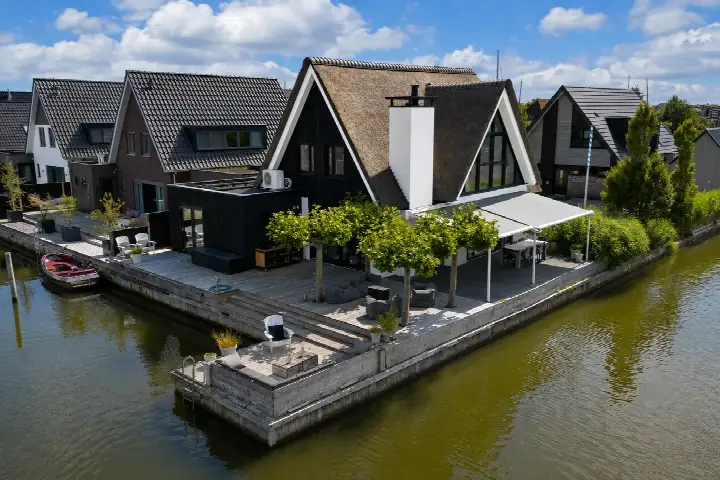 Vrijstaande woning te koop: De Traan Kokerij 34, Verspreide huizen Stavoren Stavoren