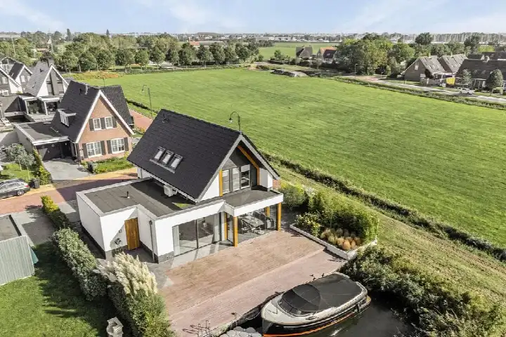 Vrijstaande woning te koop: De Traan Kokerij 42, Verspreide huizen Stavoren Stavoren