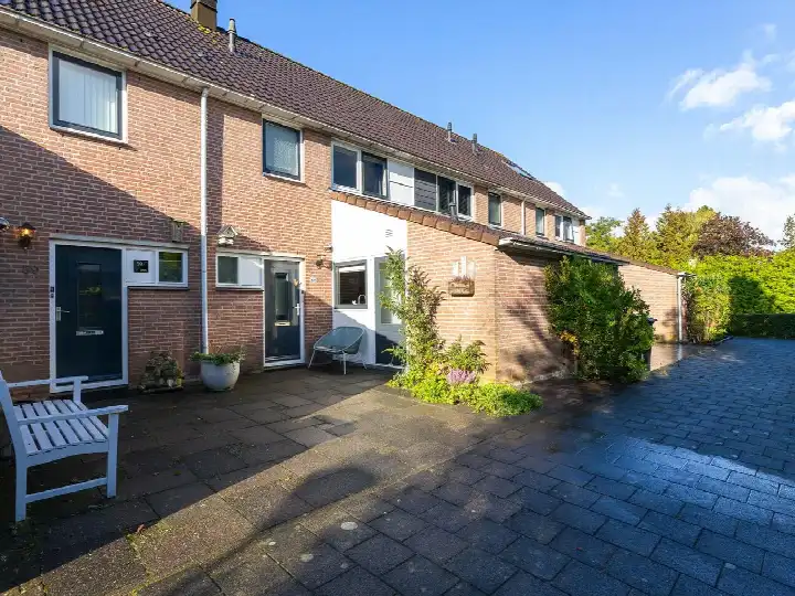 Terraced house for sale: De Uitspanning 60, Nieuwe Steen - Buurt 22 00 Blokker
