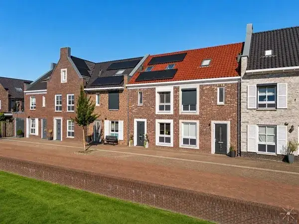 Tussenwoning te koop: De Vesting 4, Meteren - De Plantage Meteren
