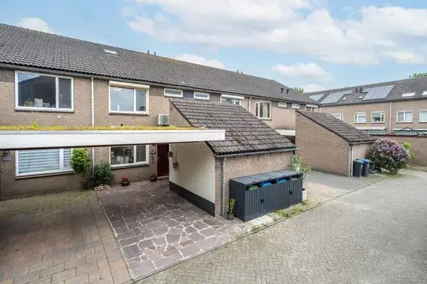 Tussenwoning te koop: de Voorstenkamp 1158, De Kamp Nijmegen
