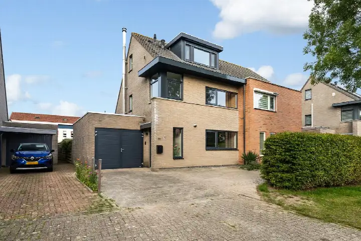 Semi-detached for sale: De Welle 30, Zuiderburen Leeuwarden